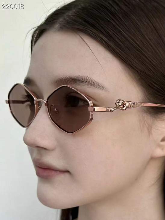 Picture of Cartier Sunglasses _SKUfw79399158fw